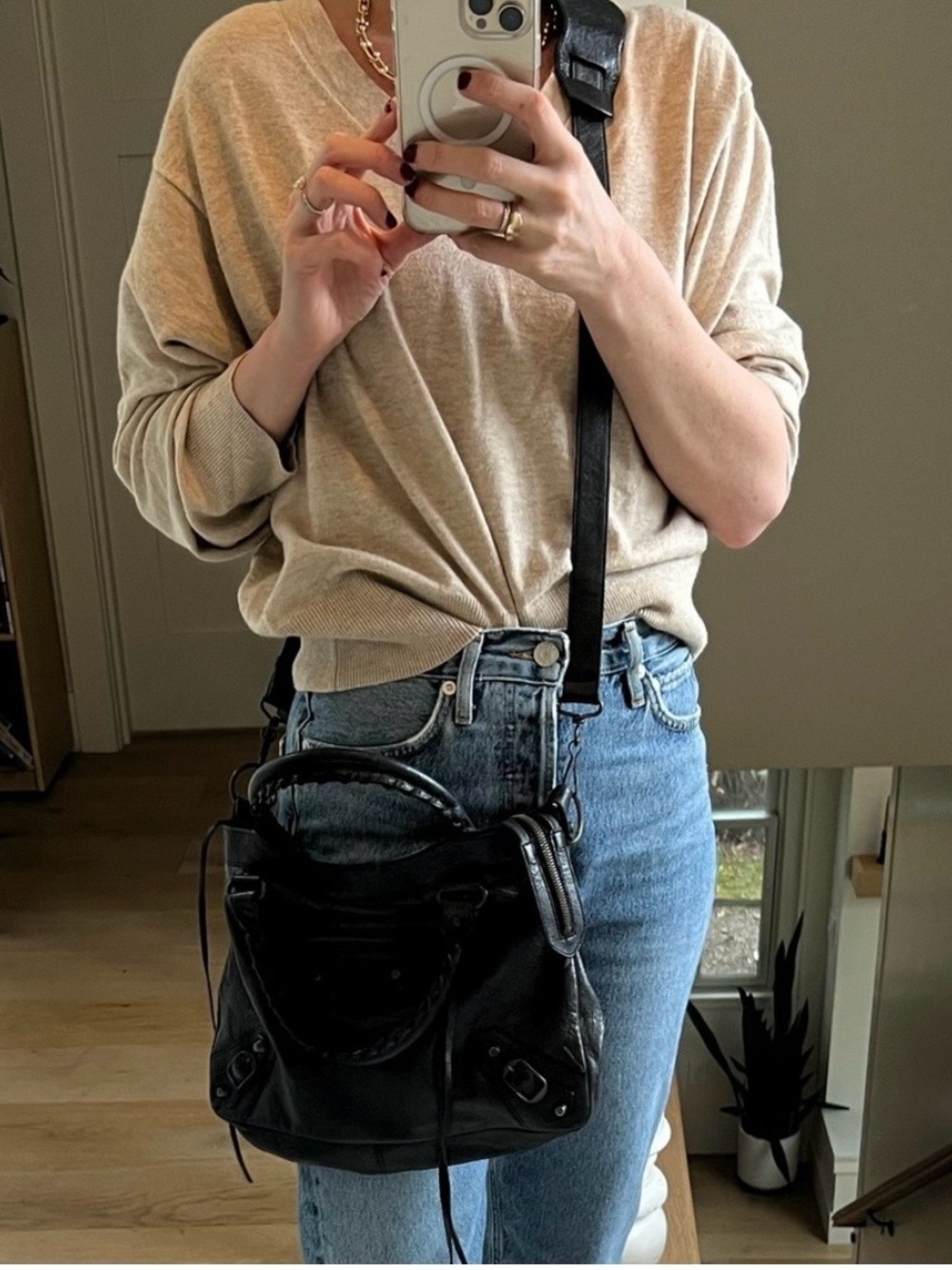 Balenciaga 100% authentic Black Town City Bag with crossbody strap & mirror - Picture 3 of 10